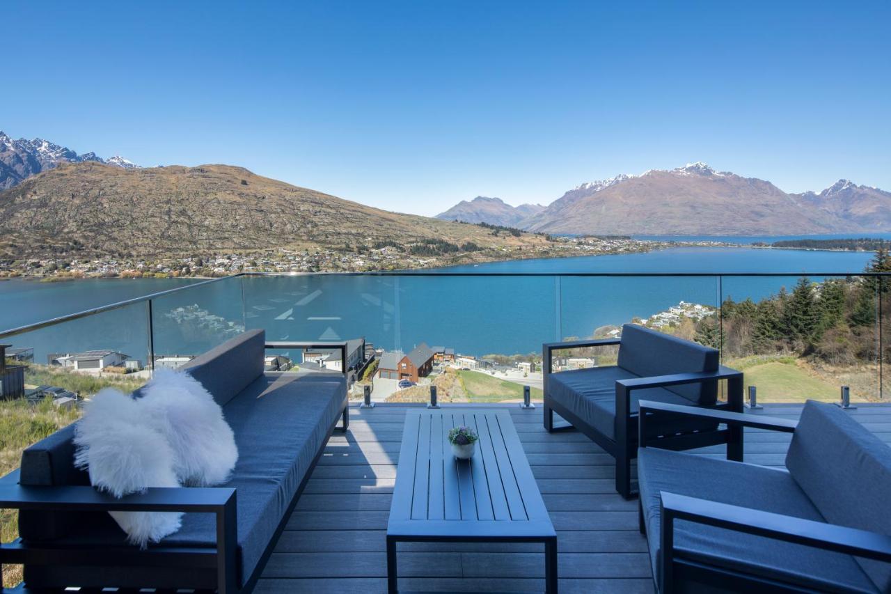 Sky Villa A Luxurious Villa Lake Views Gas Fire Queenstown Exterior photo