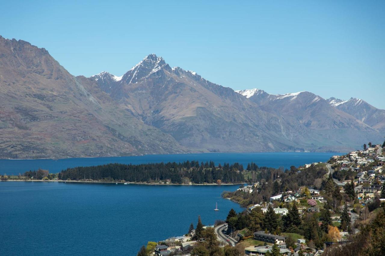 Sky Villa A Luxurious Villa Lake Views Gas Fire Queenstown Exterior photo